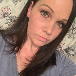 Meet your Posher, Becky